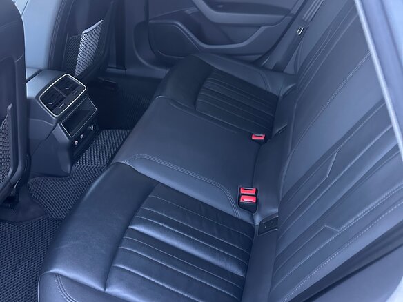 2021 Audi A6 45 TFSI V (C8), чёрный, 3870000 рублей - вид 22