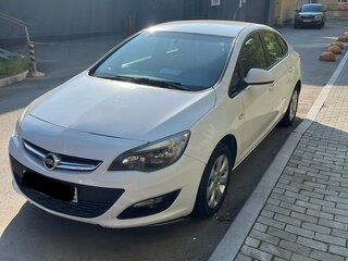 2013 Opel Astra J Рестайлинг, белый, 630000 рублей, вид 1