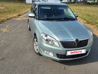 2011 Skoda Fabia II Рестайлинг, зелёный, 490000 рублей, вид 1