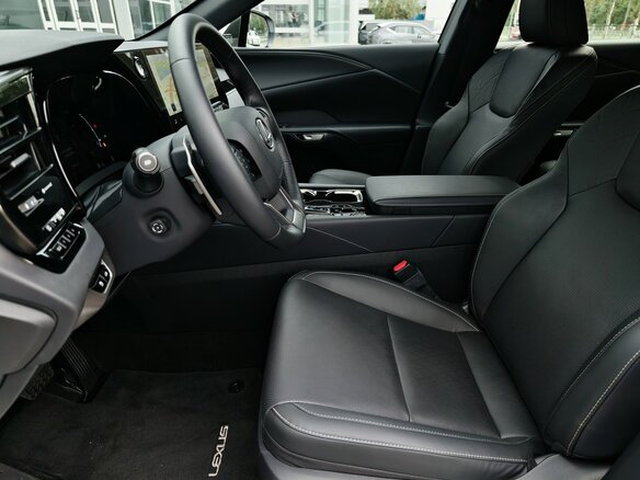 2024 Lexus RX 350 V, белый - вид 21