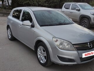2009 Opel Astra H Рестайлинг, серебристый, 260000 рублей, вид 3