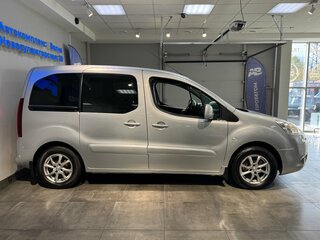 2013 Peugeot Partner II Рестайлинг, серебристый, 795000 рублей, вид 4