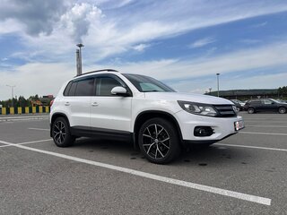 2011 Volkswagen Tiguan I Рестайлинг, белый, 1299000 рублей, вид 1