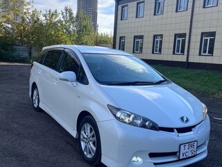 2011 Toyota Wish II, белый, 1400000 рублей, вид 3