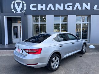 2016 Skoda Superb III, серый, 1420000 рублей, вид 3