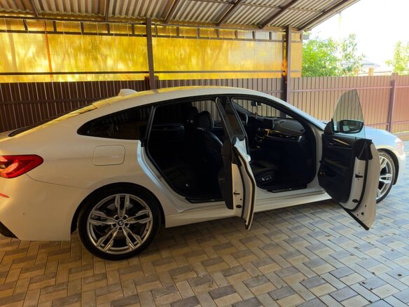 2018 BMW 6 серии Gran Turismo 640i xDrive IV (G32), белый, 5300000 рублей - вид 7