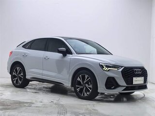 2022 Audi Q3 35 TFSI II (F3), белый, 1785000 рублей, вид 4