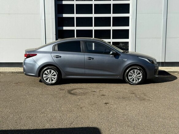 2019 Kia Rio IV, серый, 1249000 рублей - вид 5