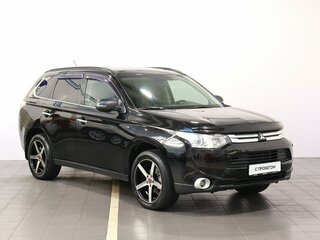 2014 Mitsubishi Outlander III, чёрный, 1779000 рублей, вид 3