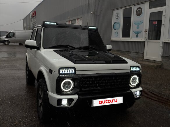 2012 Lada (ВАЗ) 2121 (4x4) I Рестайлинг, белый, 400000 рублей