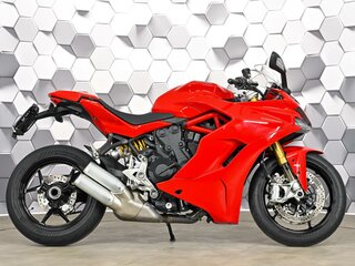 2018 Ducati Supersport, красный, 849000 рублей, вид 3