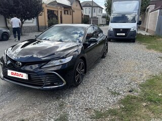 2021 Toyota Camry VIII (XV70) Рестайлинг, чёрный, 2850000 рублей, вид 1