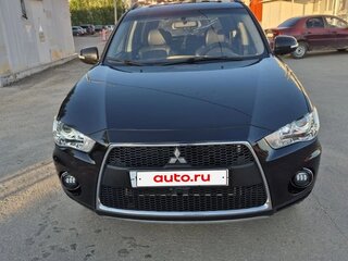 2011 Mitsubishi Outlander II Рестайлинг, чёрный, 1000000 рублей, вид 2