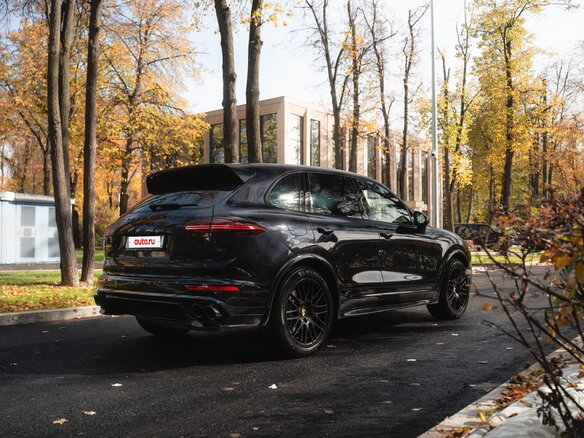 2015 Porsche Cayenne GTS II Рестайлинг (958), чёрный, 3800000 рублей - вид 1