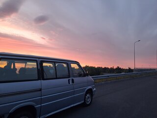 1991 Volkswagen Caravelle T4, серый, 725000 рублей, вид 4