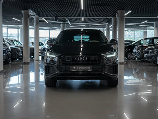 2019 Audi Q8 45 TDI I (4M), чёрный, 6700000 рублей, вид 3