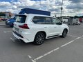 2019 Lexus LX 570 III Рестайлинг 2, белый, 8490000 рублей - вид 4
