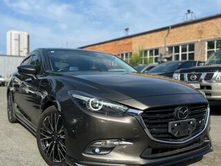 2017 Mazda Axela III Рестайлинг, коричневый, 1500000 рублей, вид 3