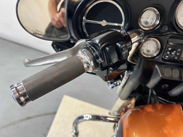 2008 Harley-Davidson Street Glide, оранжевый, 560000 рублей - вид 26