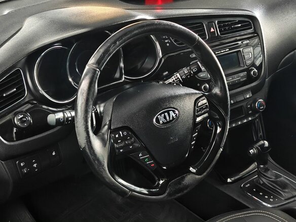 2015 Kia Ceed II, чёрный, 1159000 рублей - вид 11