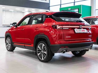 2025 Changan CS35 Plus I Рестайлинг, красный, 2839900 рублей, вид 3