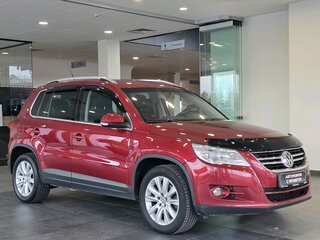 2010 Volkswagen Tiguan I, красный, 1040000 рублей, вид 4