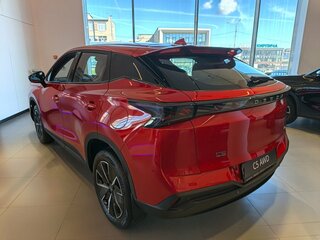 2026 Omoda C5 II, красный, 2399000 рублей, вид 4