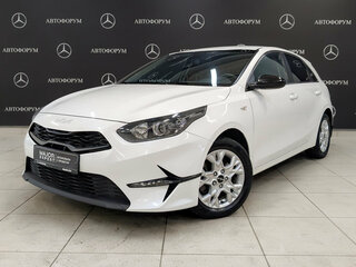 2022 Kia Ceed III Рестайлинг, белый, 2250000 рублей, вид 1