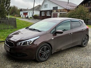 2012 Kia Ceed II, коричневый, 820000 рублей, вид 1