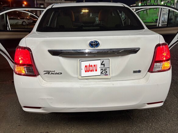 2015 Toyota Corolla Axio XI (E160, E170, E180), белый, 1100000 рублей - вид 10