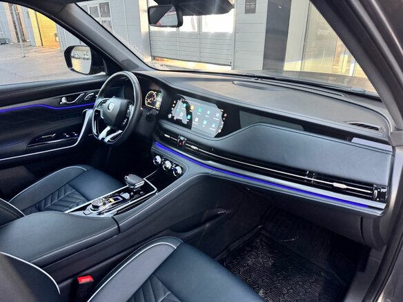 2024 Changan CS95 I Рестайлинг 2, серый, 3100000 рублей - вид 29