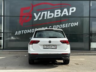 2021 Volkswagen Tiguan II Рестайлинг, белый, 1800000 рублей, вид 5