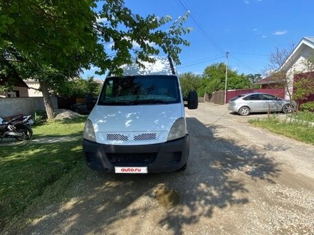 2008 Iveco Daily, белый, 1450000 рублей, вид 2