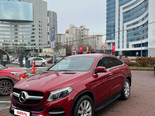 2017 Mercedes-Benz GLE Coupe 400 I (C292), красный, 4350000 рублей, вид 1