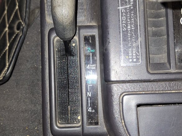 1990 Jeep Cherokee II (XJ), серый, 950000 рублей - вид 13