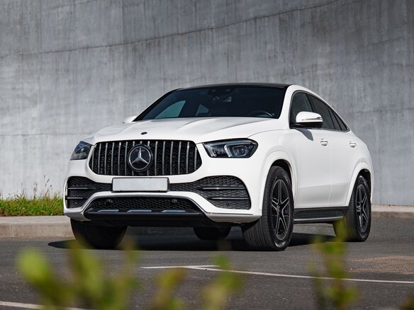 2020 Mercedes-Benz GLE Coupe 400 d II (C167), белый, 8200000 рублей - вид 3