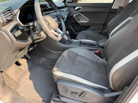 2023 Audi Q3 35 TFSI II (F3), белый, 2450900 рублей, вид 4