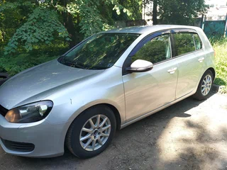 2011 Volkswagen Golf VI, серебристый, 850000 рублей, вид 4