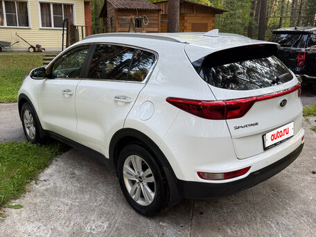 2017 Kia Sportage IV, белый, 2050000 рублей, вид 3