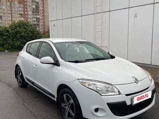 2013 Renault Megane III Рестайлинг, белый, 575000 рублей, вид 2