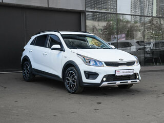 2019 Kia Rio X-Line IV, белый, 1690000 рублей, вид 3