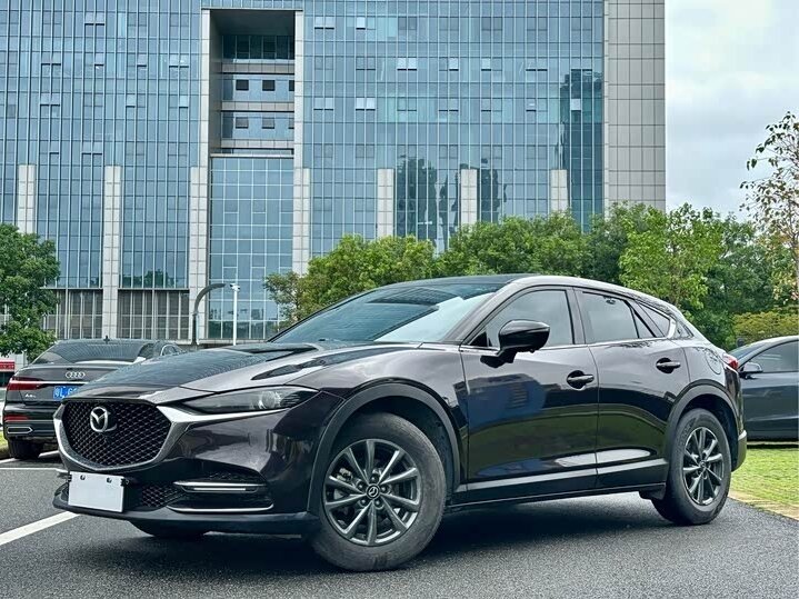Открыть фотографии: Mazda CX-4 I Рестайлинг