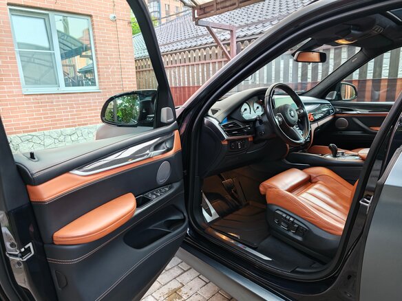 2017 BMW X5 M II (F85), чёрный, 5000000 рублей - вид 17