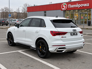 2022 Audi Q3 35 TFSI II (F3), белый, 2690000 рублей, вид 4