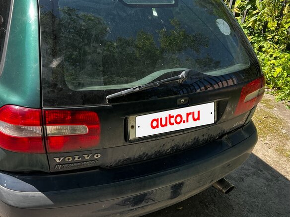 1998 Volvo V40 I, зелёный - вид 3