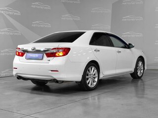 2013 Toyota Camry VII (XV50), белый, 1700000 рублей, вид 5