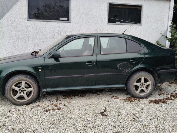 2000 Skoda Octavia I (A4), зелёный, 200000 рублей - вид 1