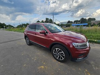 2018 Volkswagen Tiguan II, пурпурный, 2180000 рублей, вид 2