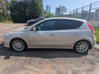 2011 Hyundai i30 I Рестайлинг, бежевый, 630000 рублей, вид 5