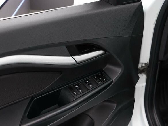 2019 Lada (ВАЗ) Vesta SW I, белый - вид 17